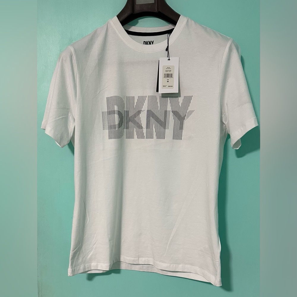 New DKNY  Men T-shirts, size, medium cotton
